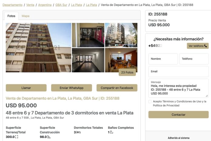 Fachada de un edificio de departamentos típico de La Plata, barrio centro.